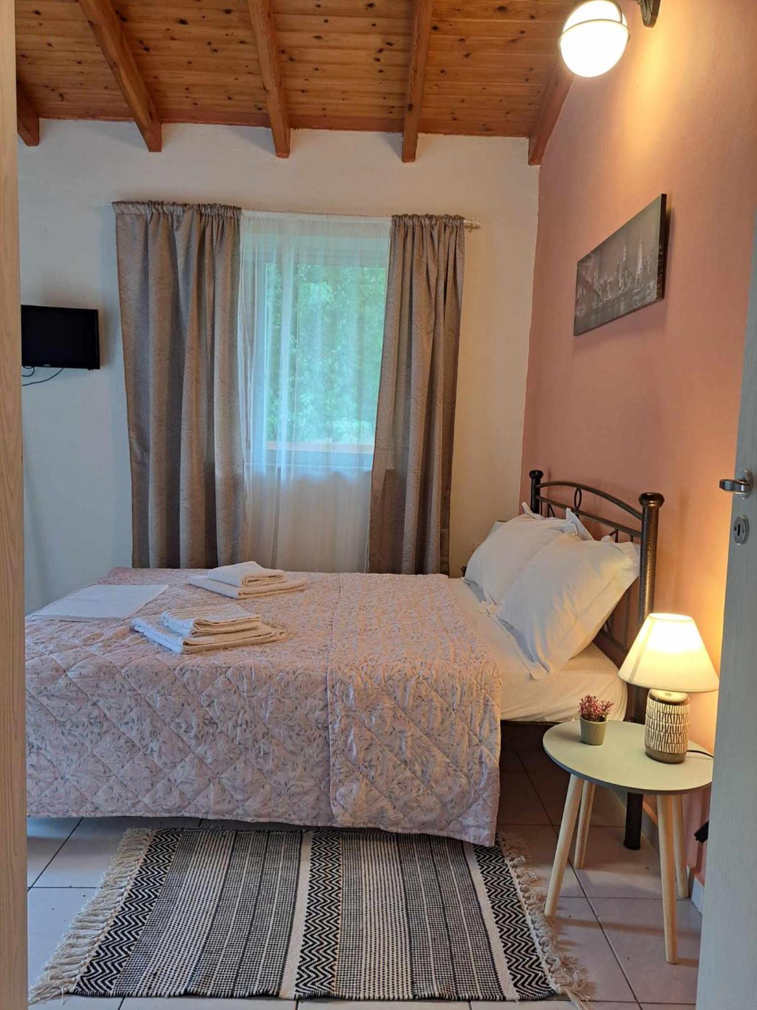 Willa Felina House Artemida  Zewnętrze zdjęcie